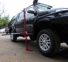 Пороги силовые алюминиевые KDT Toyota HILUX  15033L