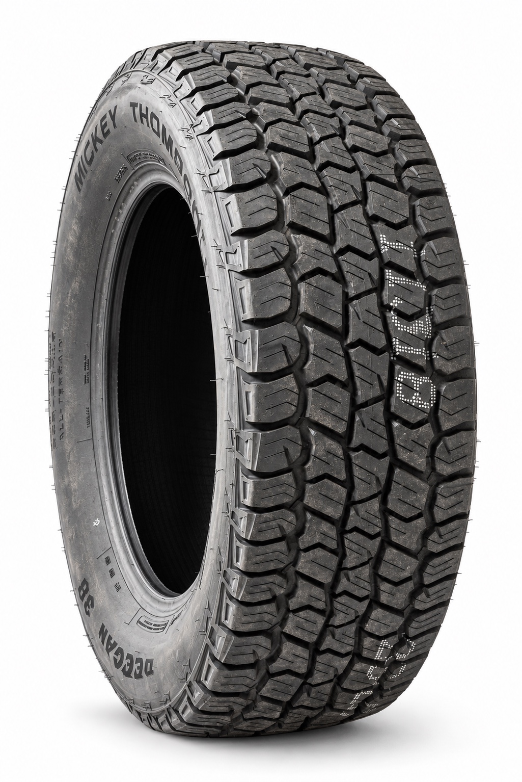 Фото покрышки: Шина Mickey Thompson 265/70R17 (32X10.50R17) 115T RWL Deegan 38 A/T 90000029943