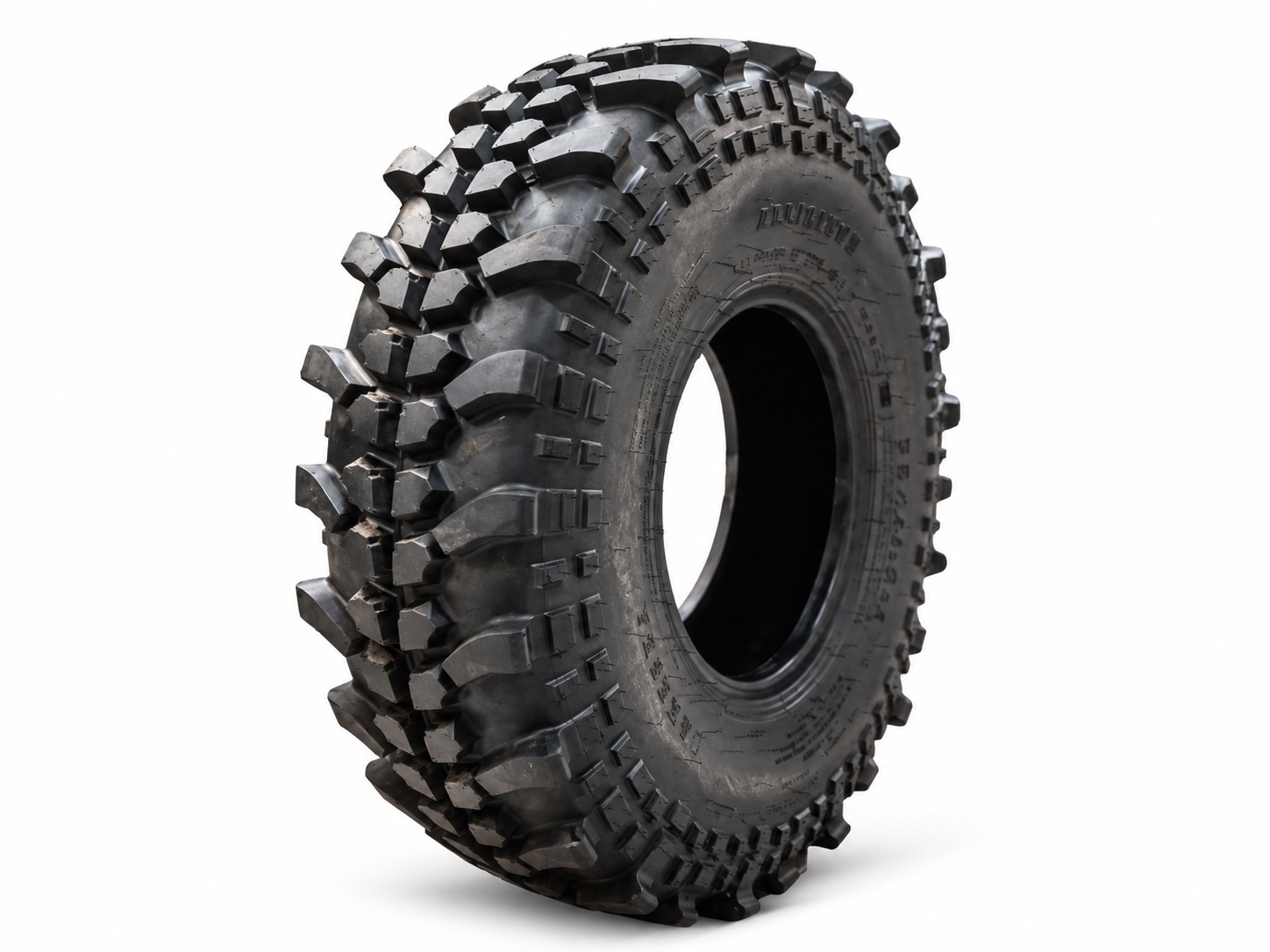 Фото покрышки: Шина Lakesea ALLIGATOR 205x70-15 LT 100K LA205/70-15LT