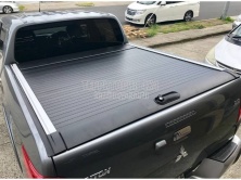 Крышка рольставни ROLLER LID на Mitsubishi L200 (2015-2018) -588463