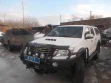 Бампер передний силовой III поколения с кенгурином алюминиевый KDT Toyota HILUX до 2015   15012L