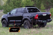 Молдинг на дверь передний правый Русская артель Toyota Hilux 2015-2018 (VIII дорестайлинг)  MT-075120