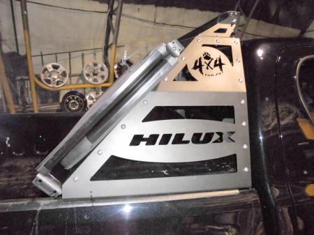 Дуга безопасности Toyota Hilux Revo 4x4THR-DB1