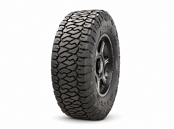Фото покрышки: Шина Maxxis RAZR AT 265/60R18 110T ETP00405500