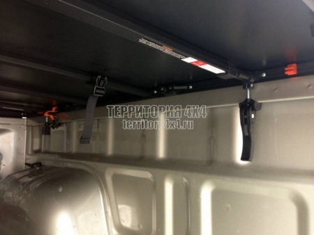 Крышка мягкая трехсекционная Kramco на Toyota Hilux (2006-2014) -733151
