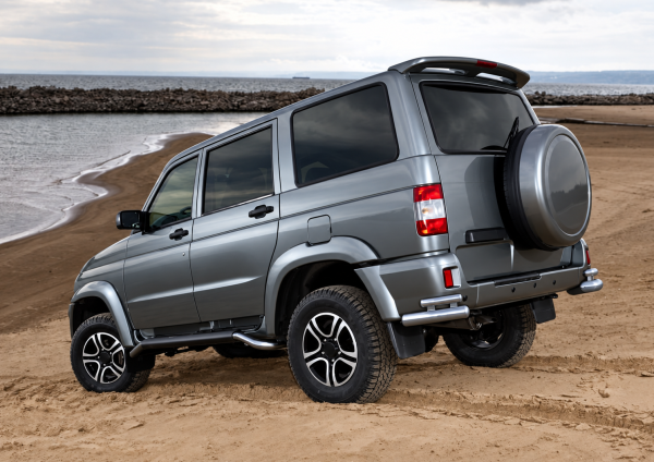Фото изделия: Защита заднего бампера d76+d42 уголки Rival UAZ Patriot 2005-2014 R.6301.008
