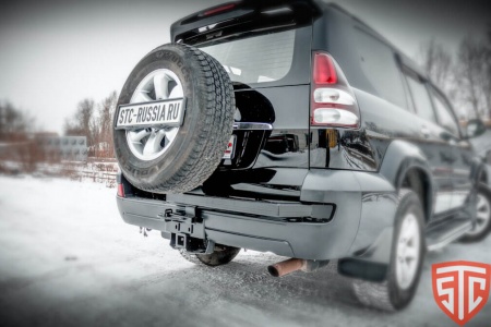 Калитка в штатный бампер Toyota Land Cruiser Prado 120 с квадратом под фаркоп STC-TLCP120-G