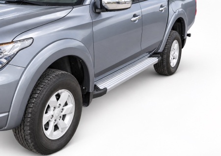 Фото изделия: Порог-площадка Silver F193AL + комплект крепежа Rival Mitsubishi L200 F193AL.4003.1 — изображение 1