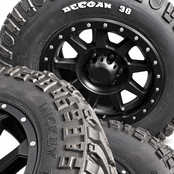 Детали покрышки и протектор: Шина Mickey Thompson LT285/75R16 (33X11.50R16) 126/123Q OWL Deegan 38 90000026001
