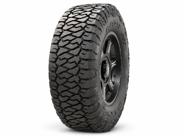 Фото покрышки: Шина Maxxis RAZR AT 275/65R20LT 126/123S ETL00069900