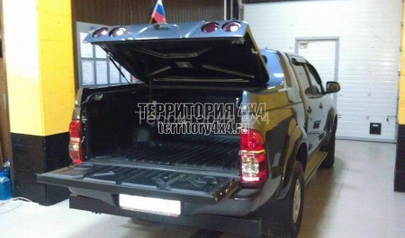 Крышка Euroline Grandbox на Toyota Hilux (2006-2014) -226922