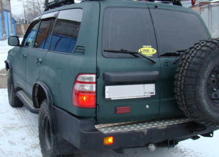 Бампер задний Toyota Land Cruiser 105 калитка справа, под ПТФ STC-TLC105-BR-C2-L2