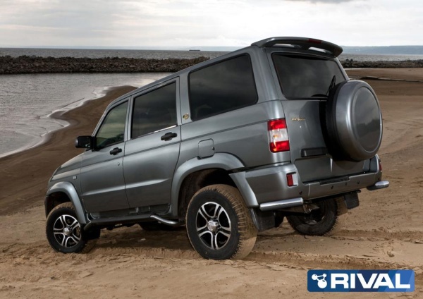 Защита заднего бампера d76 уголки RIVAL UAZ Patriot 2005-2014  R.6301.009