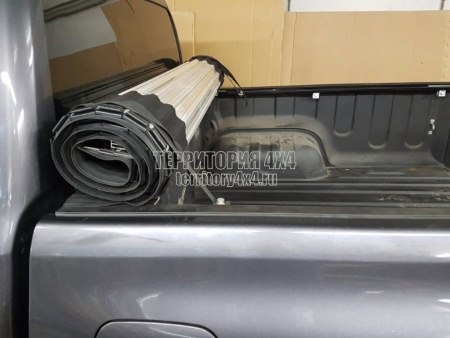 Крышка роликовая Hard Roll Up на Toyota Hilux Revo (2015-2019) -774926