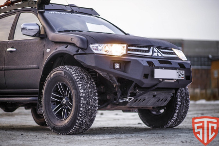 Бампер передний Mitsubishi Pajero Sport 2008-2015/L200 2013-2015 REVO БОДИК 40 под балку и ПТФ STC-MPS2-BFR-B40-C1-L1L4