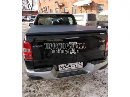 Крышка виниловая Winbo трехсекционная на Mitsubishi L200 (2015+) -376695