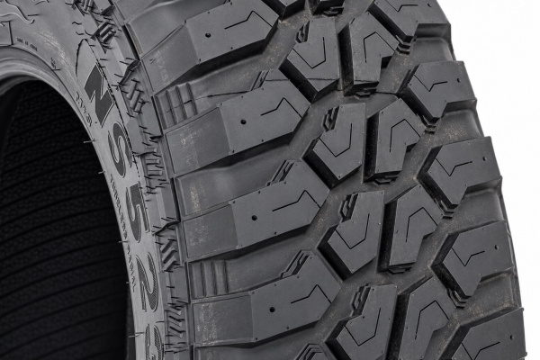 Детали покрышки и протектор: Шина NEREUS NS523 M/T 35x12.50R20LT 121Q POR N0377H