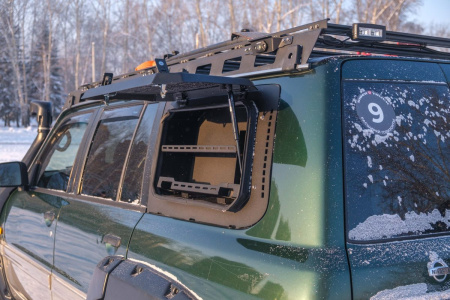 Ящик — органайзер левый Nissan Patrol Y61 1997-2004 STC-NPA/97-BOXL