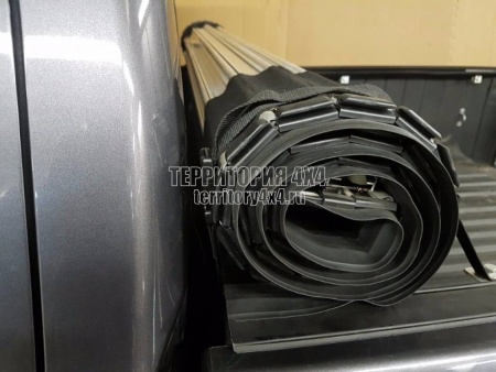 Крышка роликовая Hard Roll Up на Toyota Hilux Revo (2015-2019) -774926