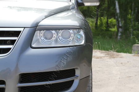 Накладки на передние фары (реснички) Русская артель Volkswagen Touareg 2002-2006  REVT-015800