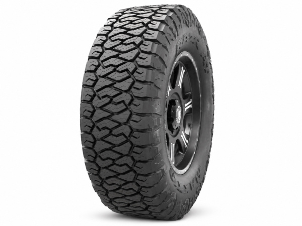 Фото покрышки: Шина Maxxis RAZR AT 265/65R17 112T ETP00250700