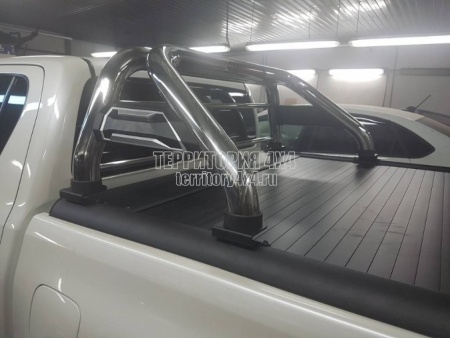 Крышка рольставни с дугой (нерж. сталь) ROLLER LID на Toyota Hilux Revo (2015-2019) -411114