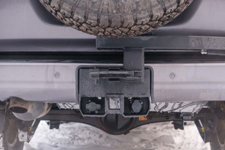 Калитка в штатный бампер Toyota Land Cruiser 200 с квадратом под фаркоп STC-TLC200-G
