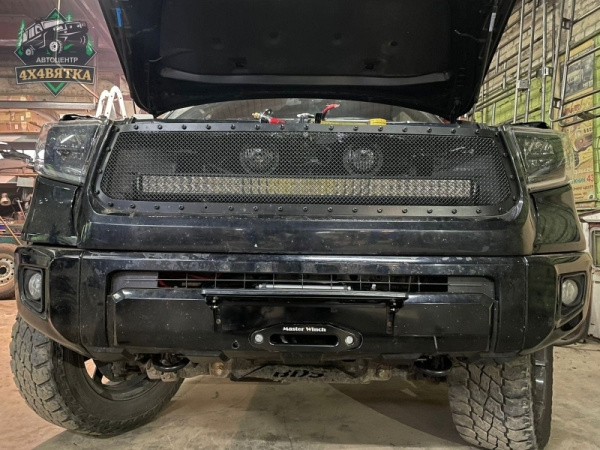 Установочный комплект для лебёдки в штатный бампер Toyota Tundra 2010-2021 9027682