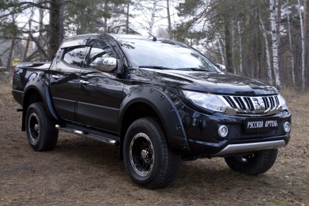 Расширители колесных арок 60мм, под покраску Mitsubishi L200 2015-  RM-061800
